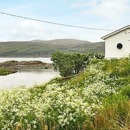 Breivikbotn Casa de Férias Vatna